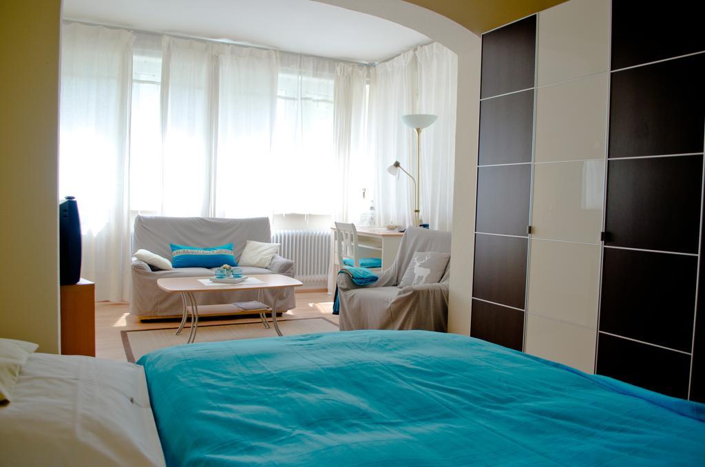 Haus Helvetia Bed & Breakfast Bad Orb Bagian luar foto